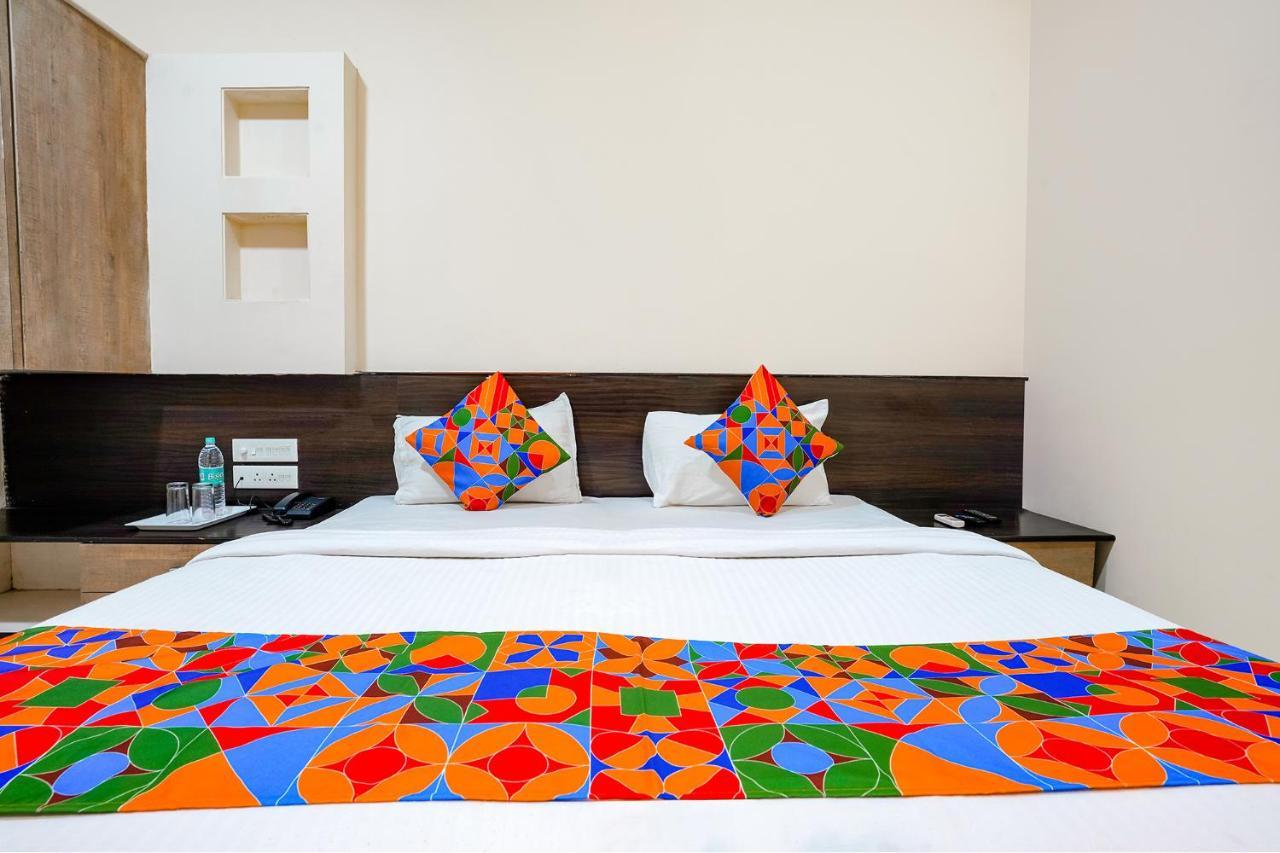 Fabhotel Regent Inn - Nr Skywalk Bridge Pimpri-Chinchwad Esterno foto